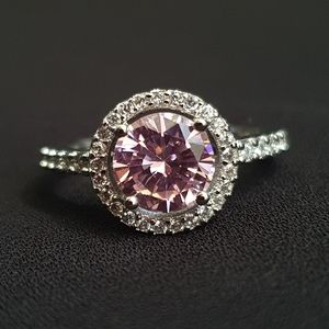 Gorgeous Pink Round Diamond Ring